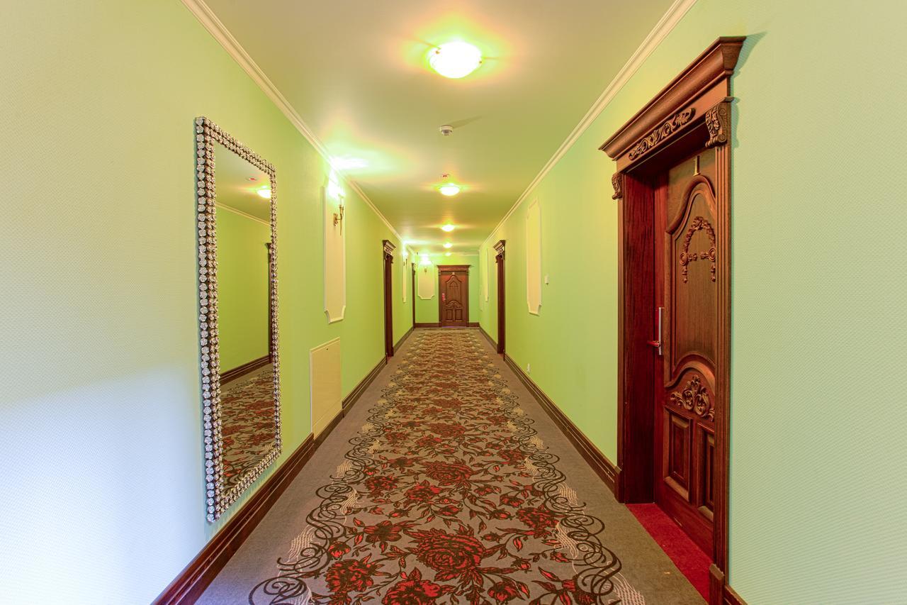 Hotel Roza Kamieniec Wroclawski ภายนอก รูปภาพ